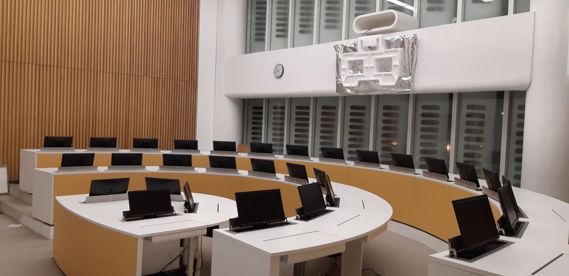 Mesas flexibles y versátiles en la Universidad de Los Andes gracias al